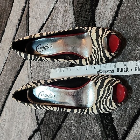 CANDIES CANVAS ZEBRA PRINT PEEP-TOE RED 4" HEEL PUMP STILETTO SHOE SIZE 8 - Picture 9 of 11